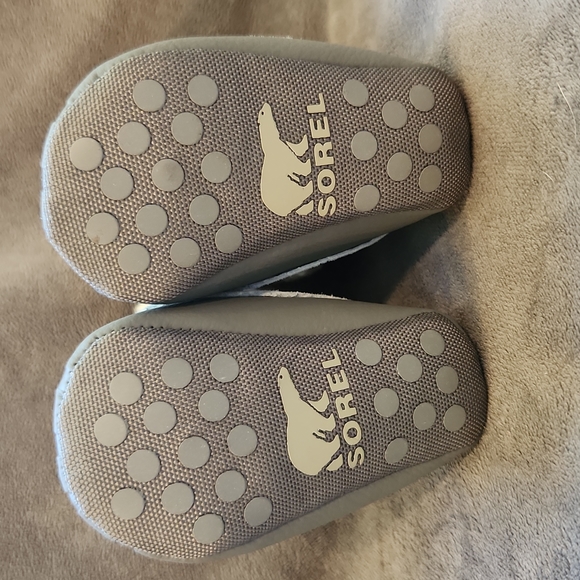 NWT Sorel Caribootie size 2 - Picture 4 of 8